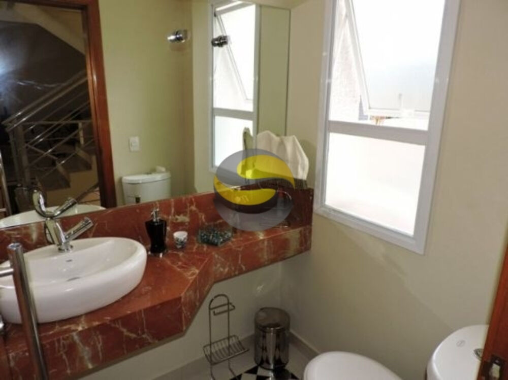 Casa de Condomínio à venda com 4 quartos, 620m² - Foto 3