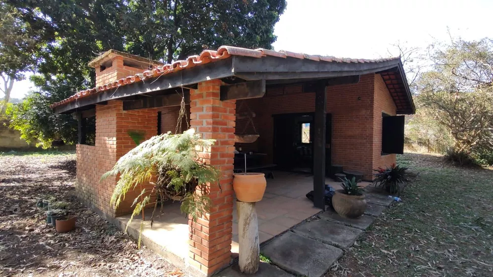 Casa à venda com 2 quartos, 123m² - Foto 2