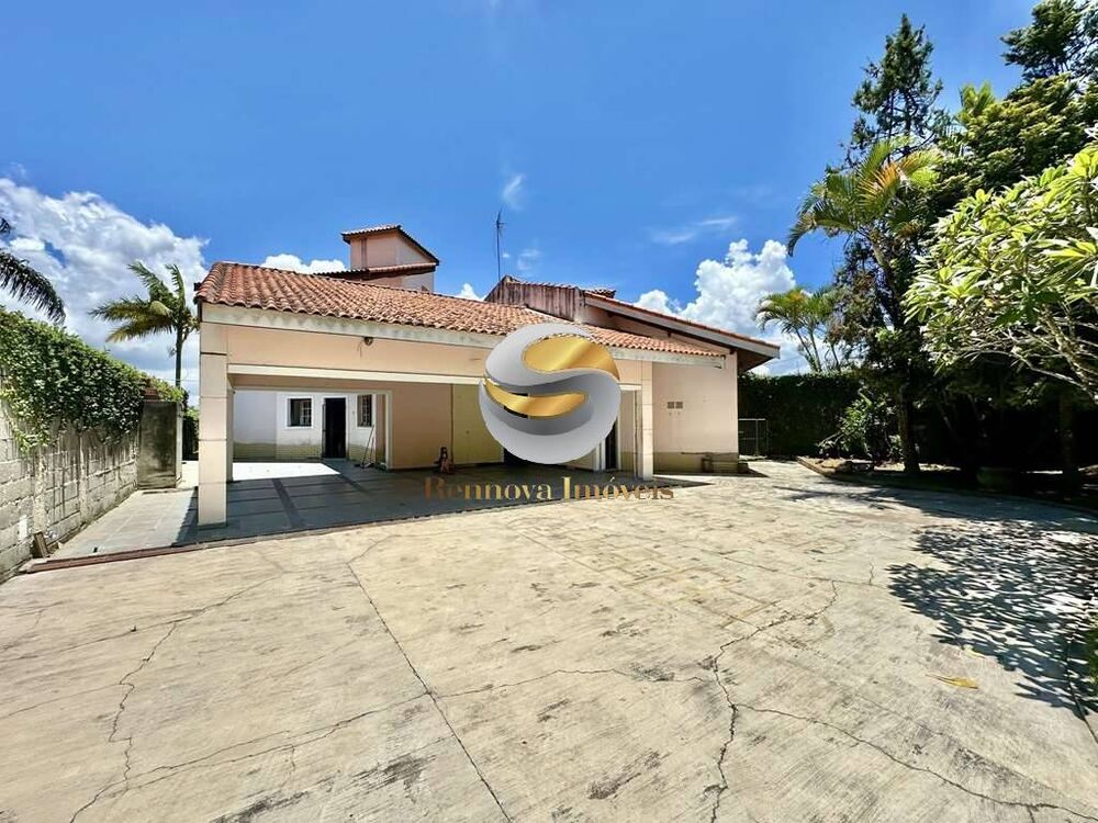 Casa à venda com 3 quartos, 255m² - Foto 4