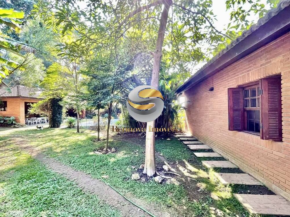 Casa à venda e aluguel com 5 quartos, 923m² - Foto 15