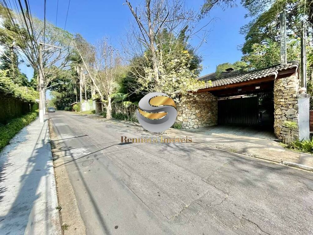Casa à venda e aluguel com 5 quartos, 923m² - Foto 2