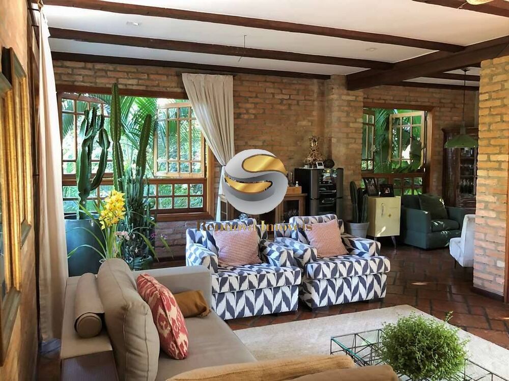 Casa de Condomínio à venda com 4 quartos, 450m² - Foto 4
