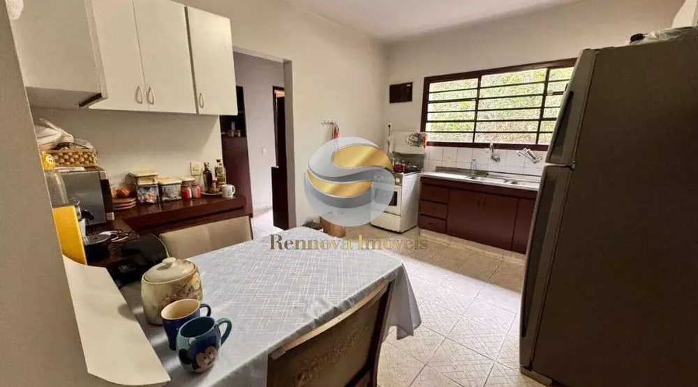 Casa, 4 quartos, 260 m² - Foto 2