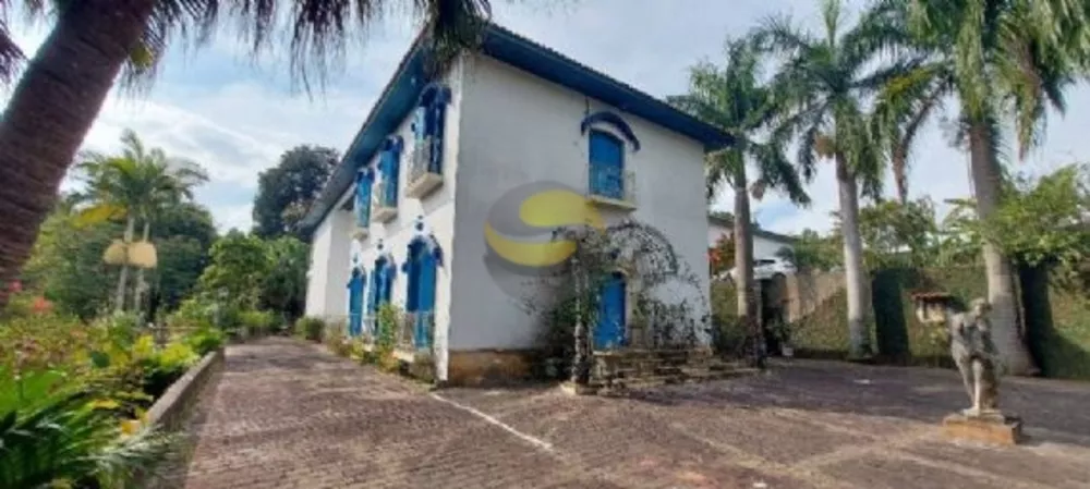 Casa de Condomínio à venda e aluguel com 4 quartos, 700m² - Foto 1