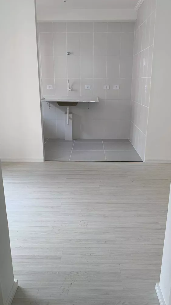 Apartamento à venda com 2 quartos, 41m² - Foto 4