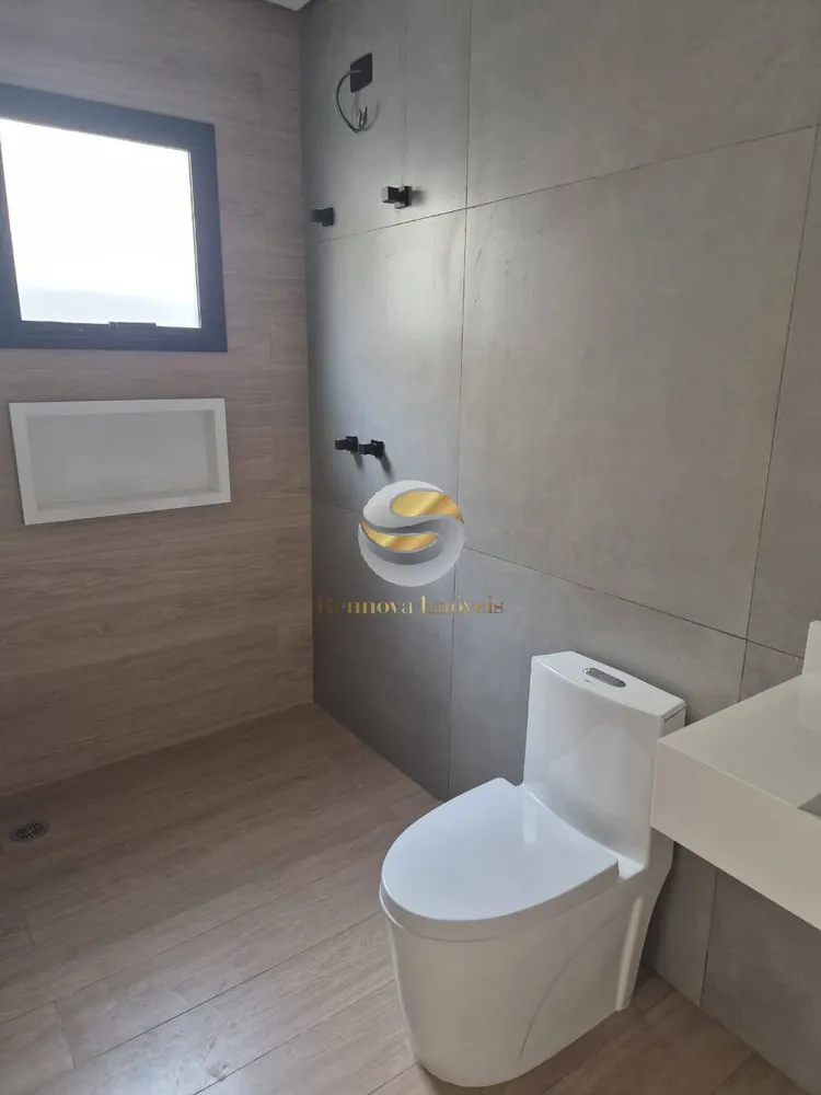 Casa, 3 quartos, 200 m² - Foto 1
