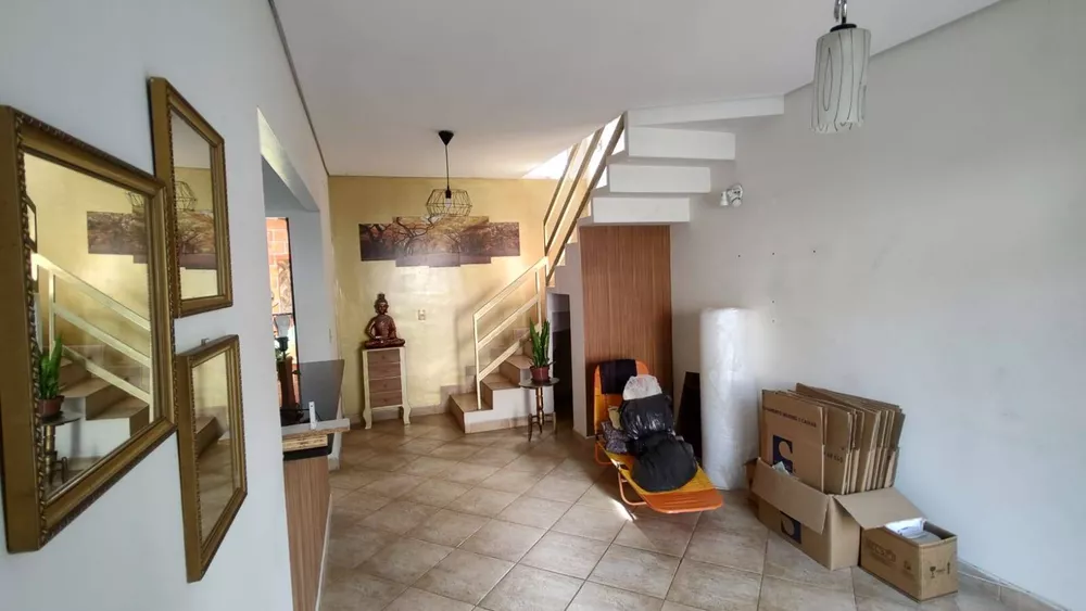 Casa de Condomínio à venda e aluguel com 2 quartos, 69m² - Foto 3