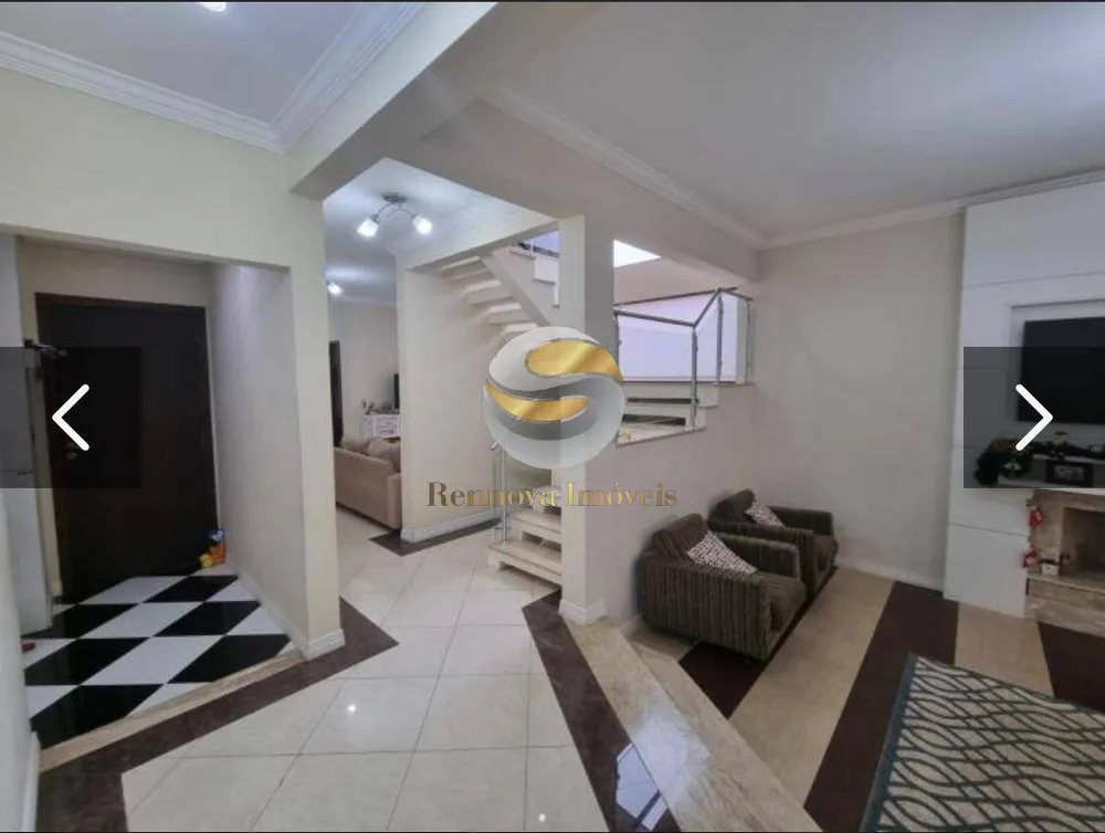 Casa, 3 quartos, 289 m² - Foto 1