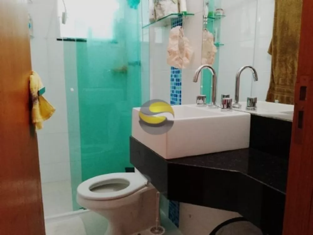 Casa de Condomínio à venda com 3 quartos, 160m² - Foto 2