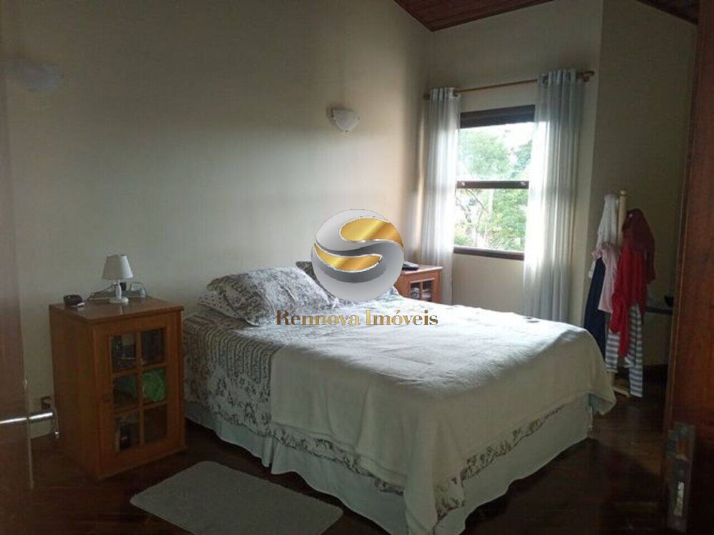 Casa de Condomínio à venda com 4 quartos, 230m² - Foto 5