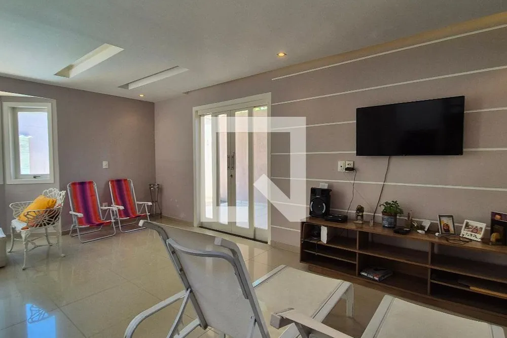 Casa, 3 quartos, 240 m² - Foto 4