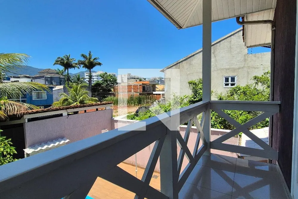 Casa, 3 quartos, 240 m² - Foto 23