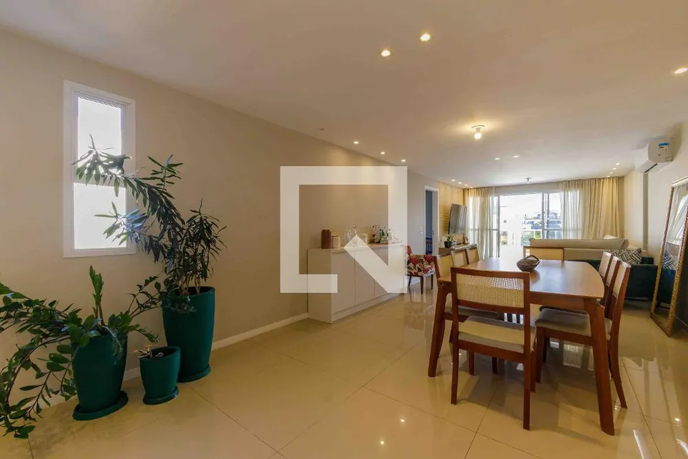Cobertura, 3 quartos, 264 m² - Foto 2