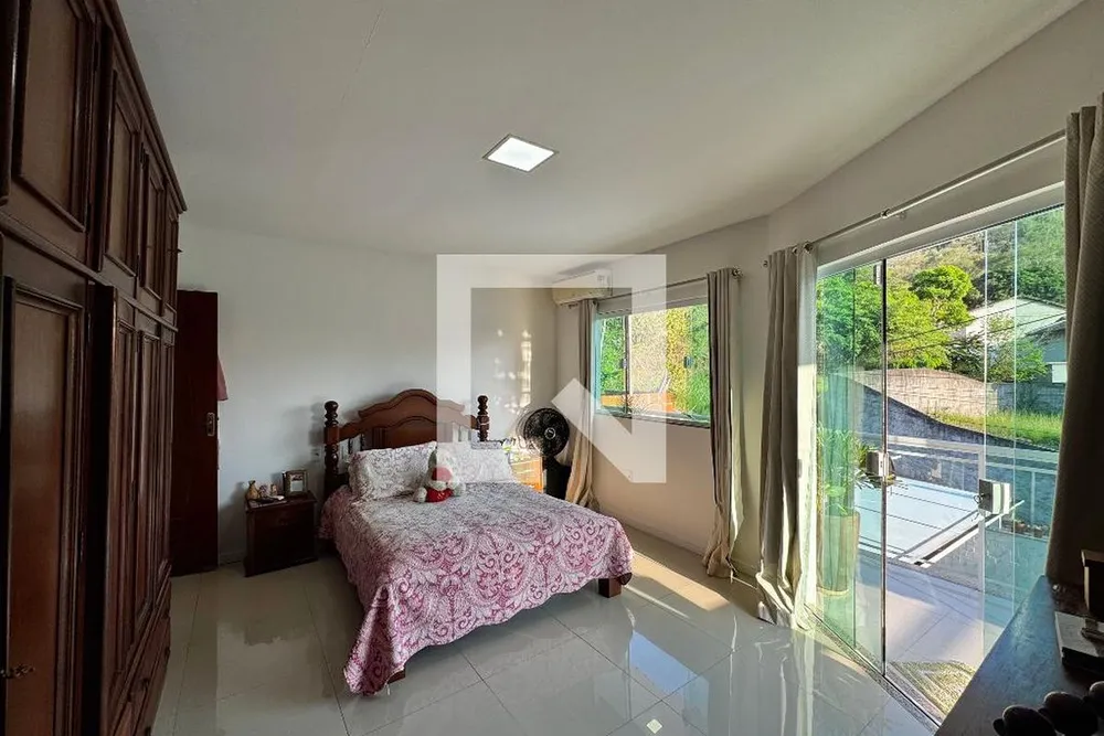Casa, 4 quartos, 220 m² - Foto 42