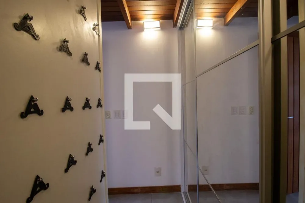 Casa, 4 quartos, 350 m² - Foto 29
