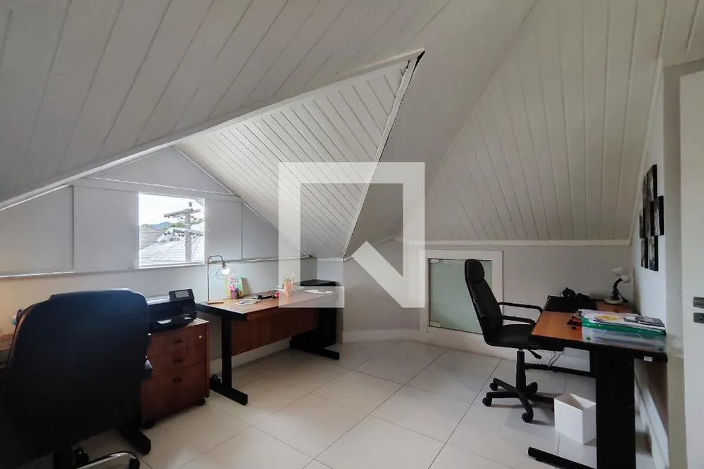 Casa, 5 quartos, 280 m² - Foto 1