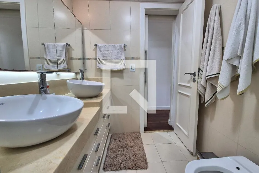 Apartamento, 3 quartos, 200 m² - Foto 36