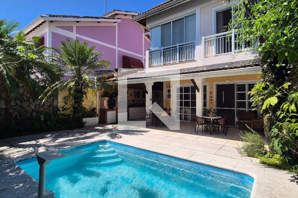 Casa, 4 quartos, 214 m² - Foto 1