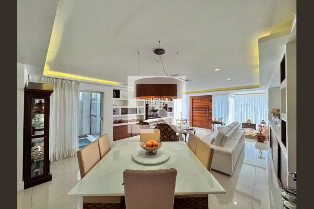 Casa, 6 quartos, 300 m² - Foto 4