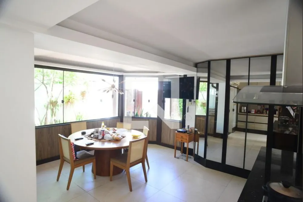 Casa, 4 quartos, 675 m² - Foto 1