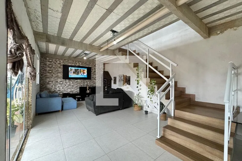 Casa, 4 quartos, 330 m² - Foto 1