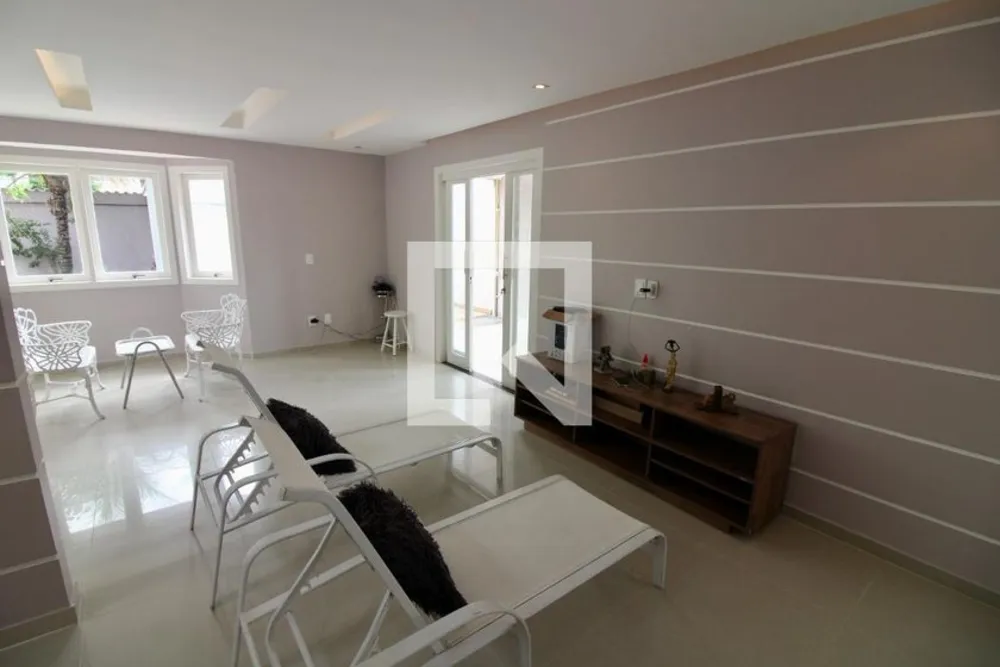 Casa, 3 quartos, 240 m² - Foto 7