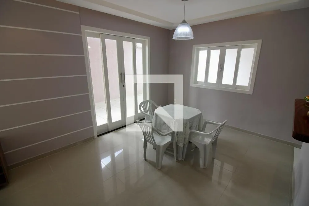 Casa, 3 quartos, 240 m² - Foto 14