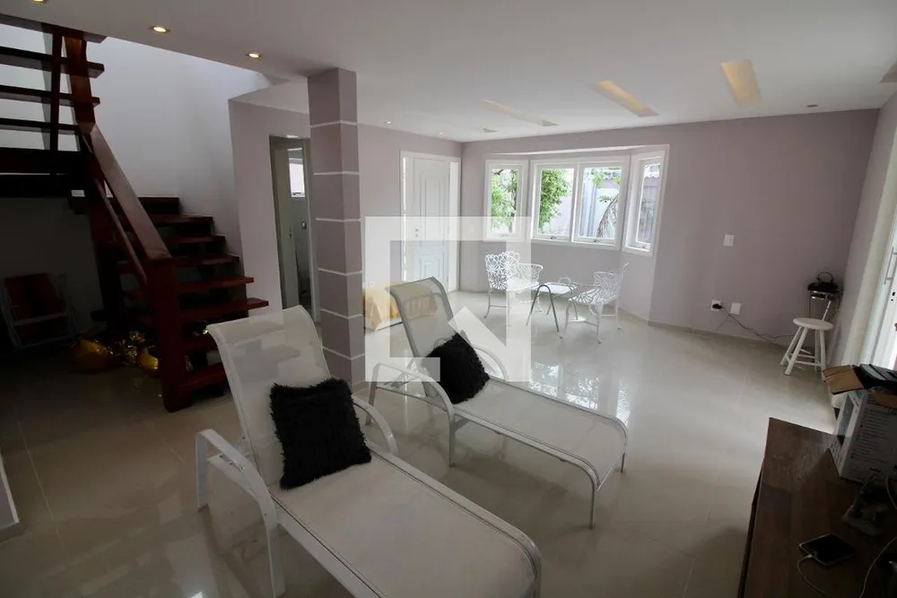 Casa, 3 quartos, 240 m² - Foto 3