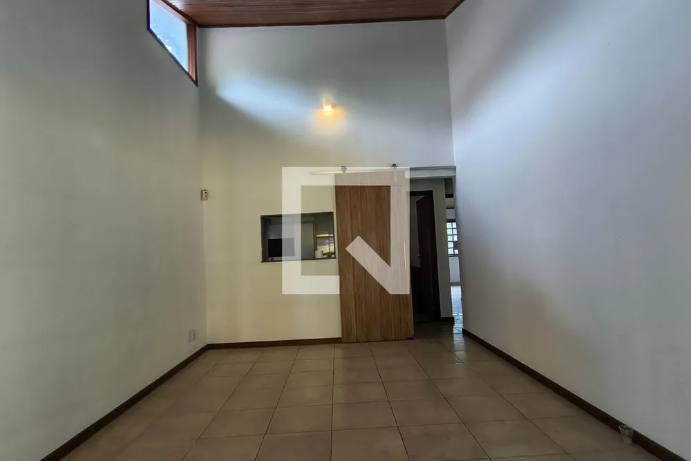 Casa, 2 quartos, 300 m² - Foto 1