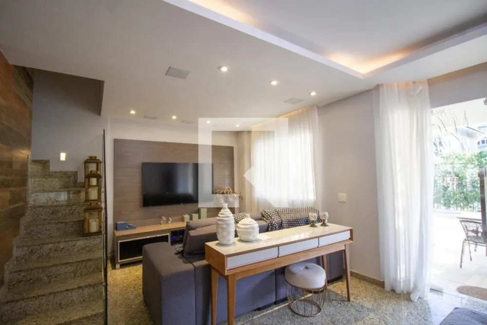 Casa, 5 quartos, 220 m² - Foto 3