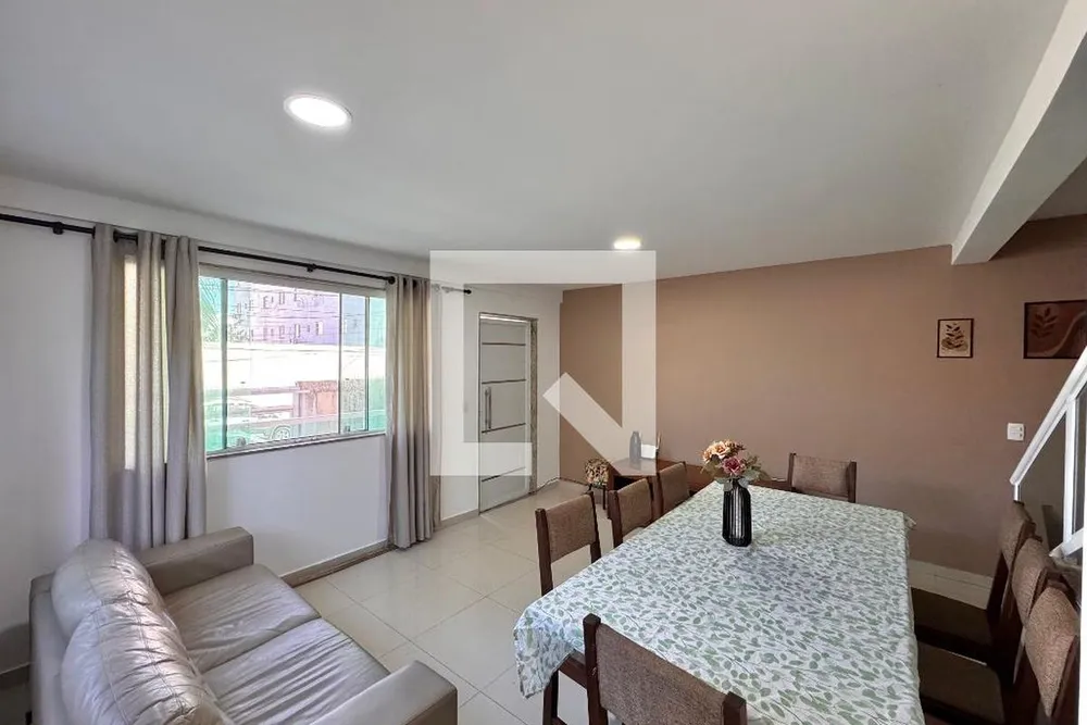 Casa, 3 quartos, 151 m² - Foto 2