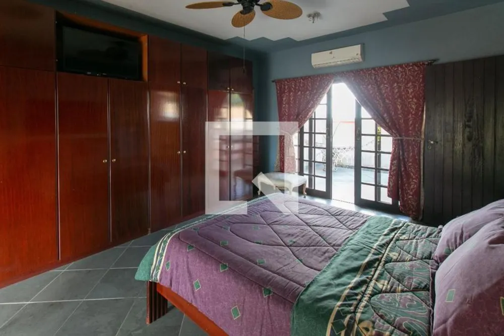 Casa, 4 quartos, 346 m² - Foto 47
