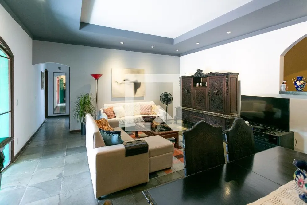 Casa, 4 quartos, 346 m² - Foto 1