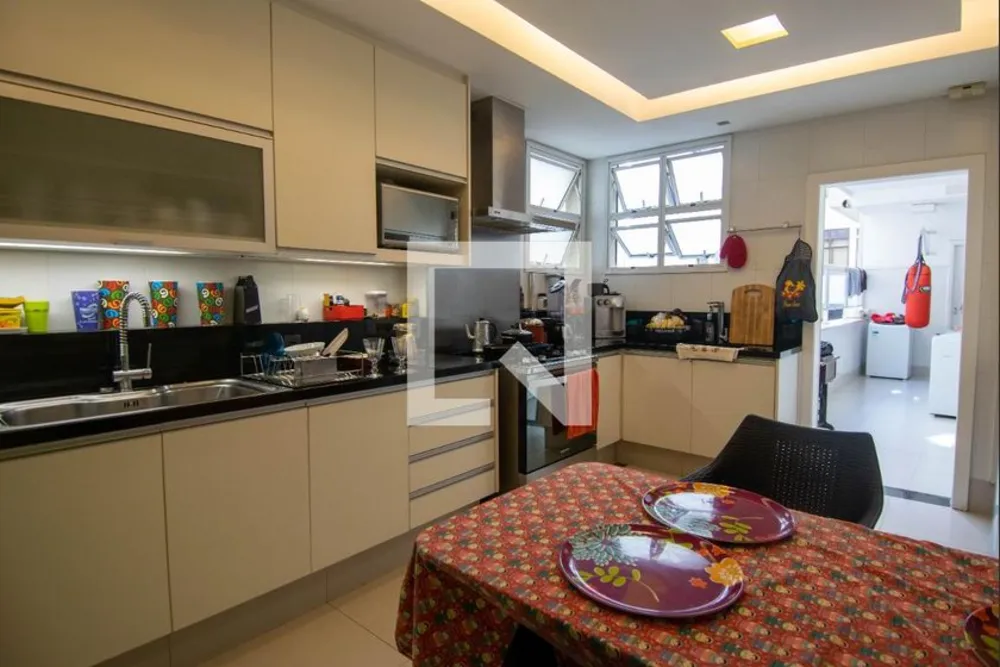 Apartamento, 3 quartos, 240 m² - Foto 13