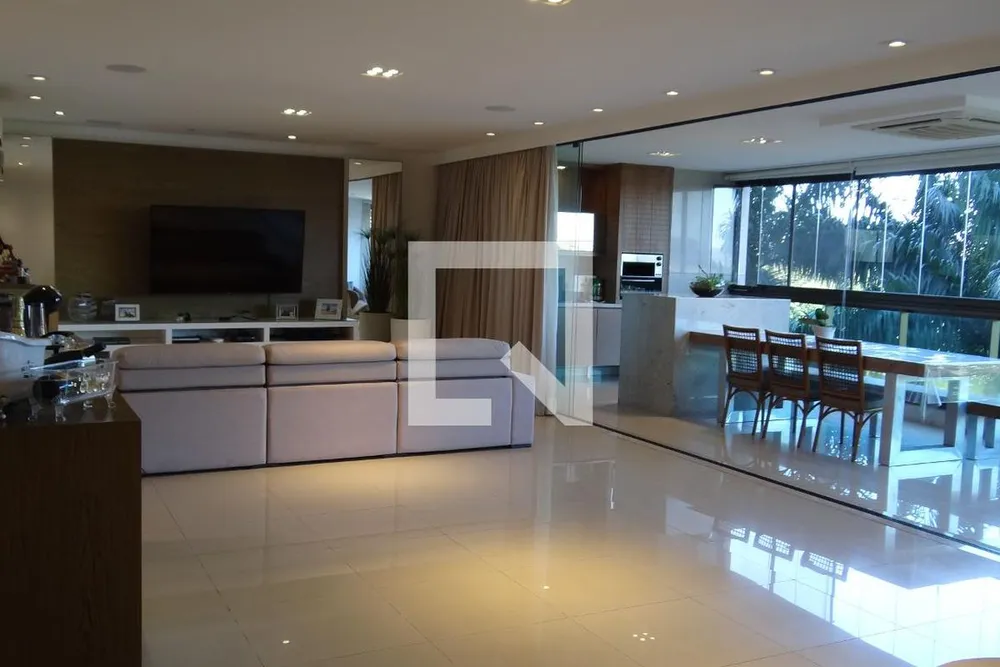 Apartamento, 3 quartos, 256 m² - Foto 2