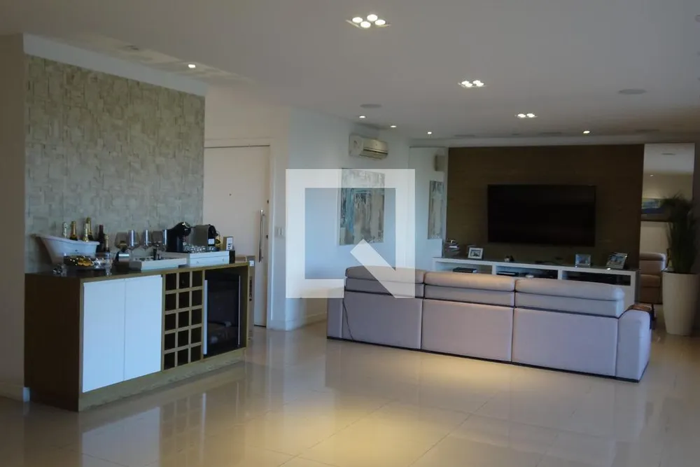 Apartamento, 3 quartos, 256 m² - Foto 1