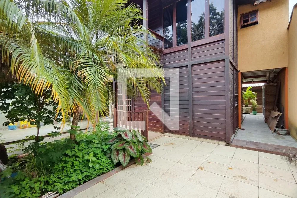 Casa, 3 quartos, 230 m² - Foto 33