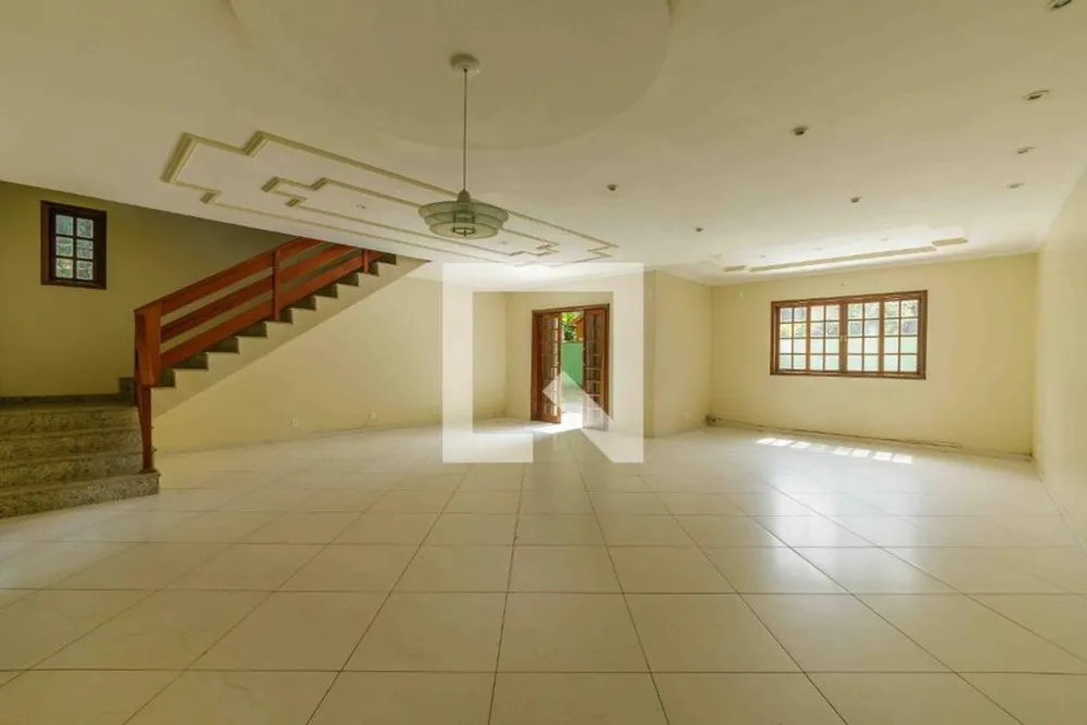 Casa, 6 quartos, 1000 m² - Foto 1