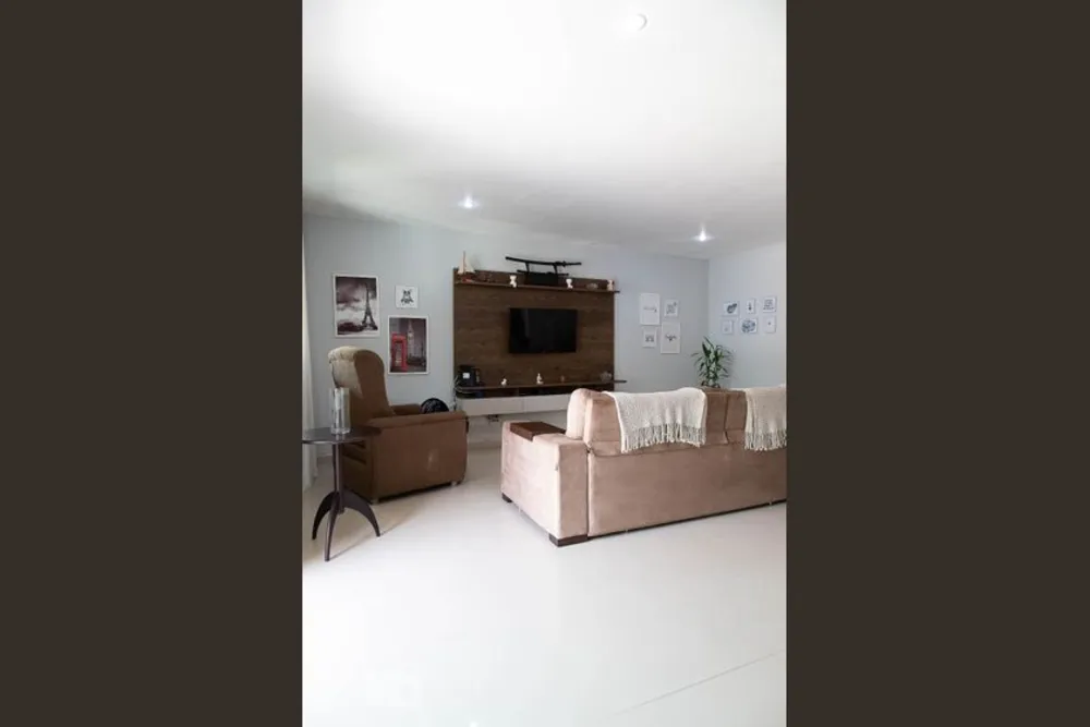 Casa, 4 quartos, 315 m² - Foto 6
