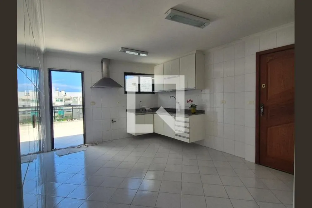 Cobertura, 3 quartos, 201 m² - Foto 1