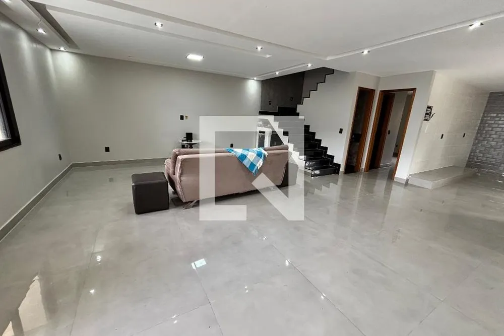 Casa, 4 quartos, 232 m² - Foto 2