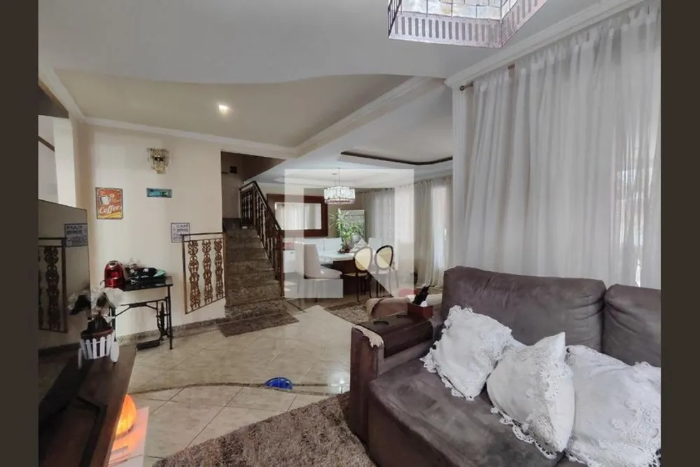Casa, 5 quartos, 250 m² - Foto 5