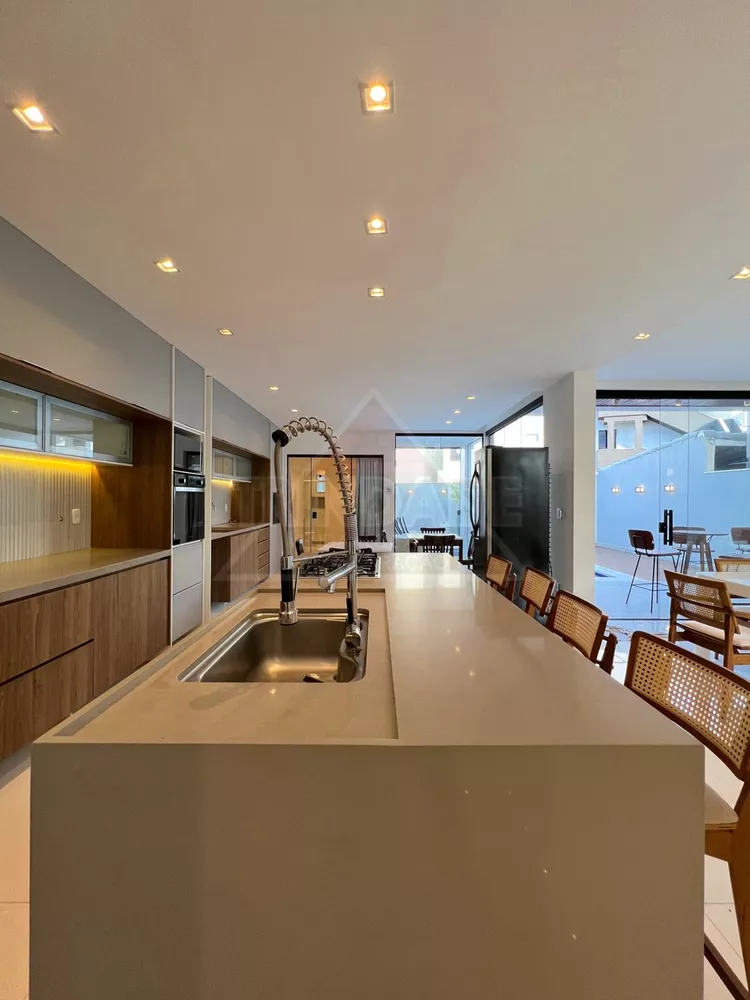 Casa, 5 quartos, 340 m² - Foto 14