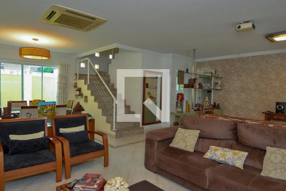 Casa, 4 quartos, 380 m² - Foto 1