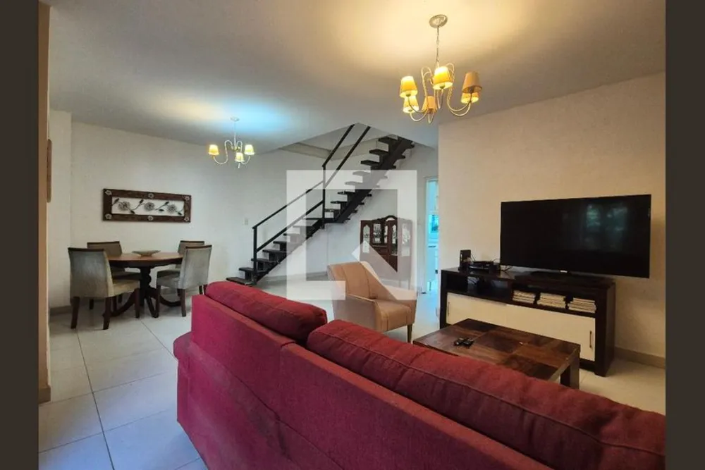 Casa, 4 quartos, 180 m² - Foto 1