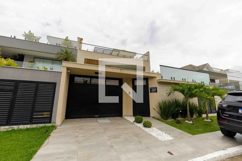 Casa, 4 quartos, 270 m² - Foto 50