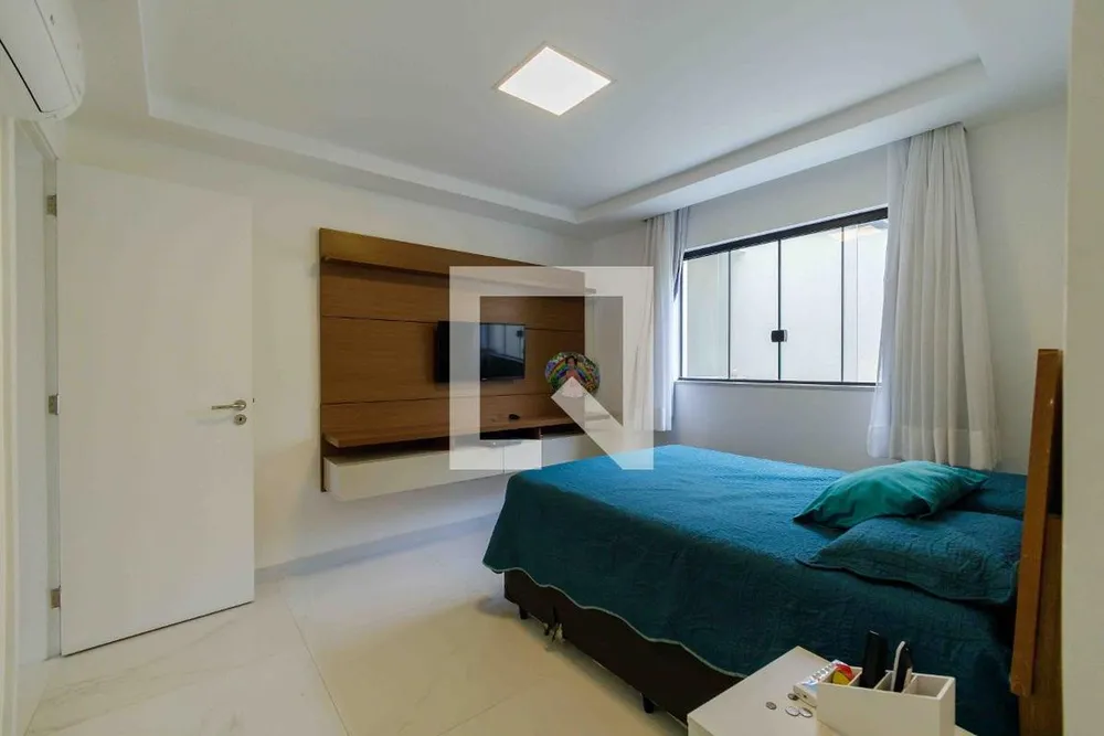 Casa, 4 quartos, 270 m² - Foto 13