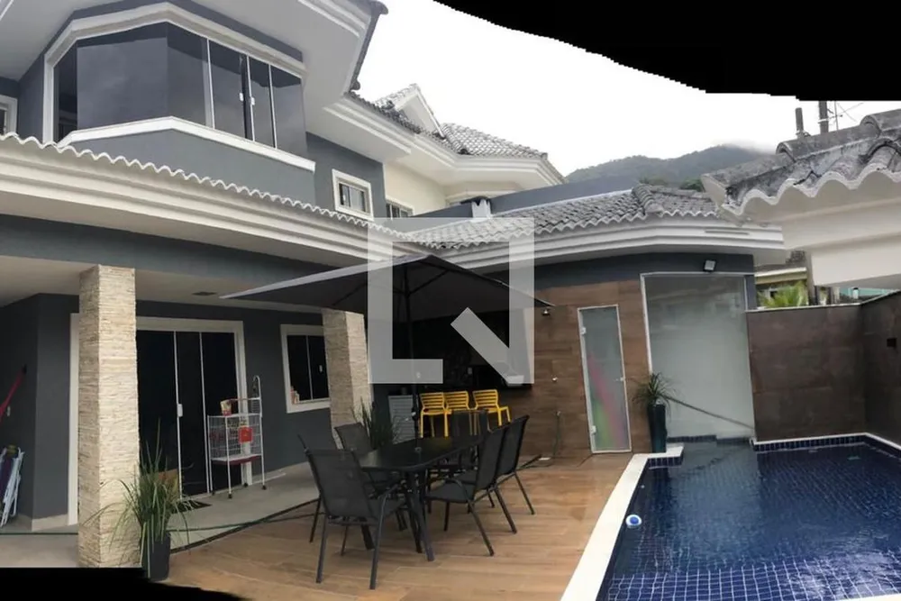 Casa, 3 quartos, 240 m² - Foto 2