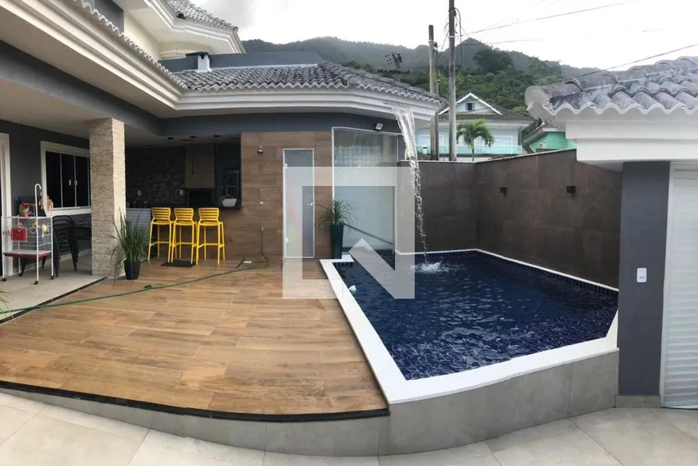 Casa, 3 quartos, 240 m² - Foto 32