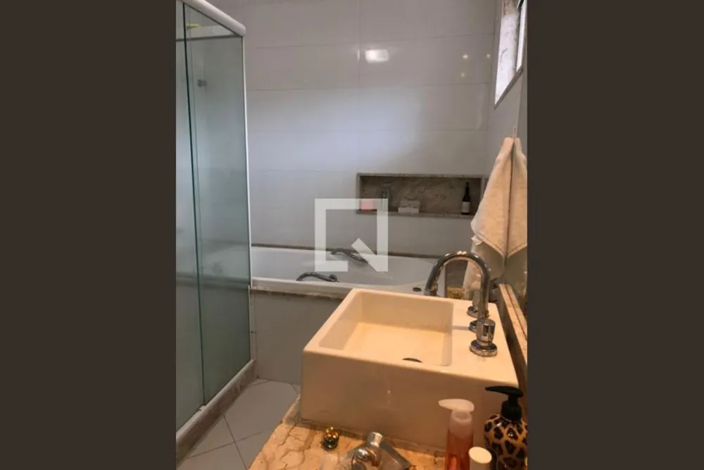 Casa, 3 quartos, 240 m² - Foto 19